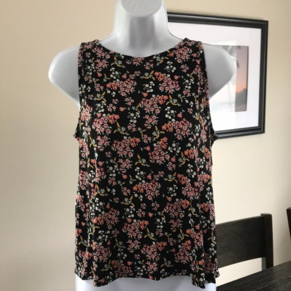 ✨ 5/$25 ✨ LOFT ♡ Soft Floral Tank Top